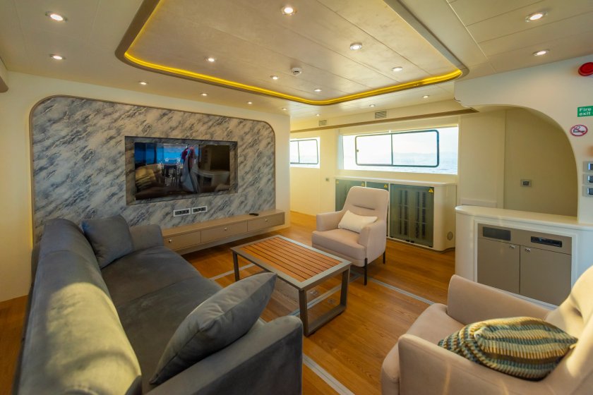 LYCIAN DREAM | 6 CABIN LUXURY TRAWLER CHARTER | Okeanosyachting