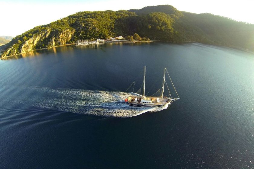 SİMERENYA | 16 KİŞİLİK FETHİYE LÜKS MAVİ YOLCULUK GULET | Okeanosyatcilik