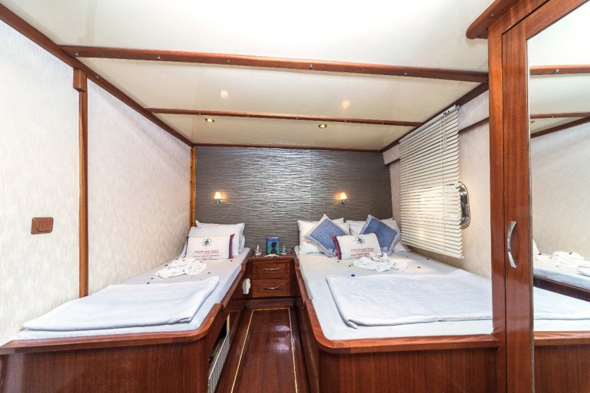 SİMERENYA | 16 KİŞİLİK FETHİYE LÜKS MAVİ YOLCULUK GULET | Okeanosyatcilik