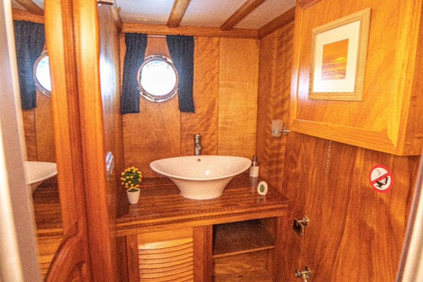 NEFESS | 12 KİŞİLİK GÖCEK KOYLARI TEKNE KİRALAMA | OkeanosYatcilik