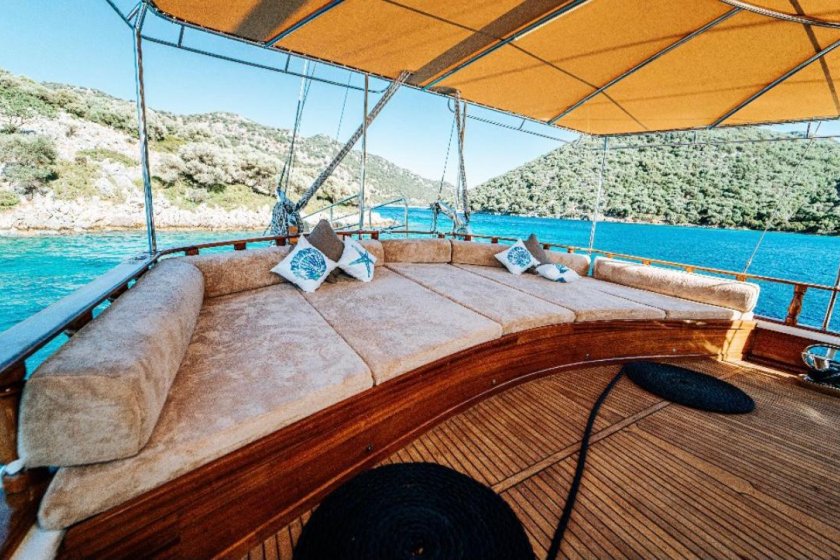 NEFESS | 12 KİŞİLİK GÖCEK KOYLARI TEKNE KİRALAMA | OkeanosYatcilik