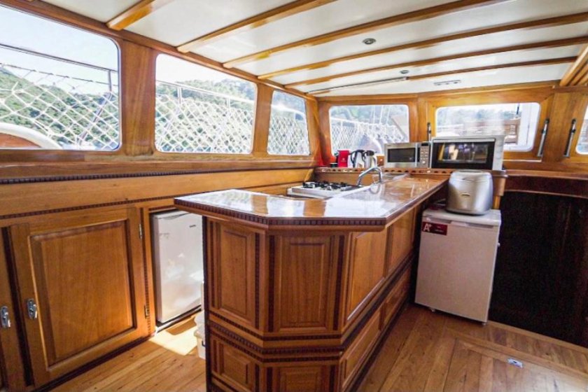 NEFESS | 12 KİŞİLİK GÖCEK KOYLARI TEKNE KİRALAMA | OkeanosYatcilik