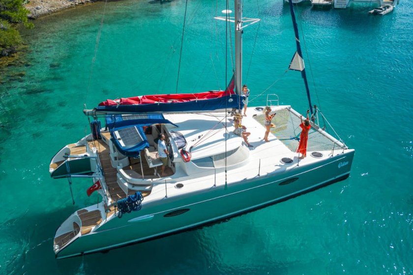 ODİNN | 8 KİŞİLİK KİRALIK ÖZEL KATAMARAN | Okeanosyatcilik