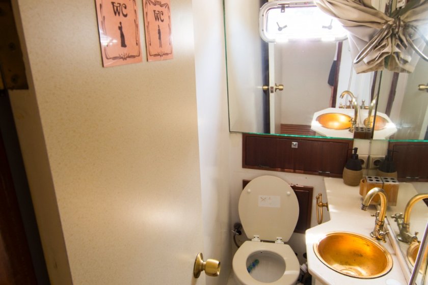 ASURA | 5 KİŞİLİK AİLE VE ARKADAŞ GRUBUNA UYGUN MAVİ YOLCULUK GULETİ | Okeanosyatcilik