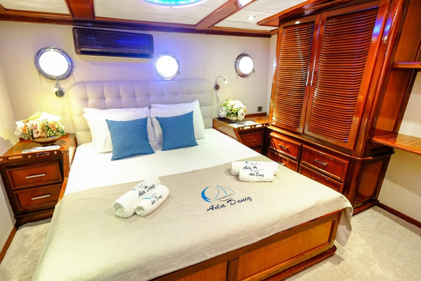 ADA DENİZ | LÜKS MAVİ YOLCULUK & MAVİ TUR | Okeanosyatcilik